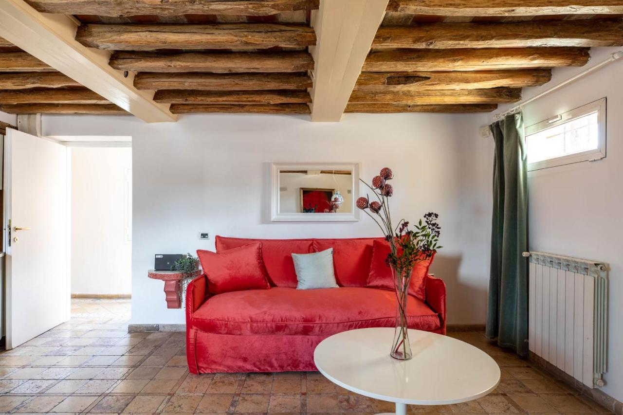 Апартаменты Iflat Penthouse In Campo De' Fiori Рим Экстерьер фото